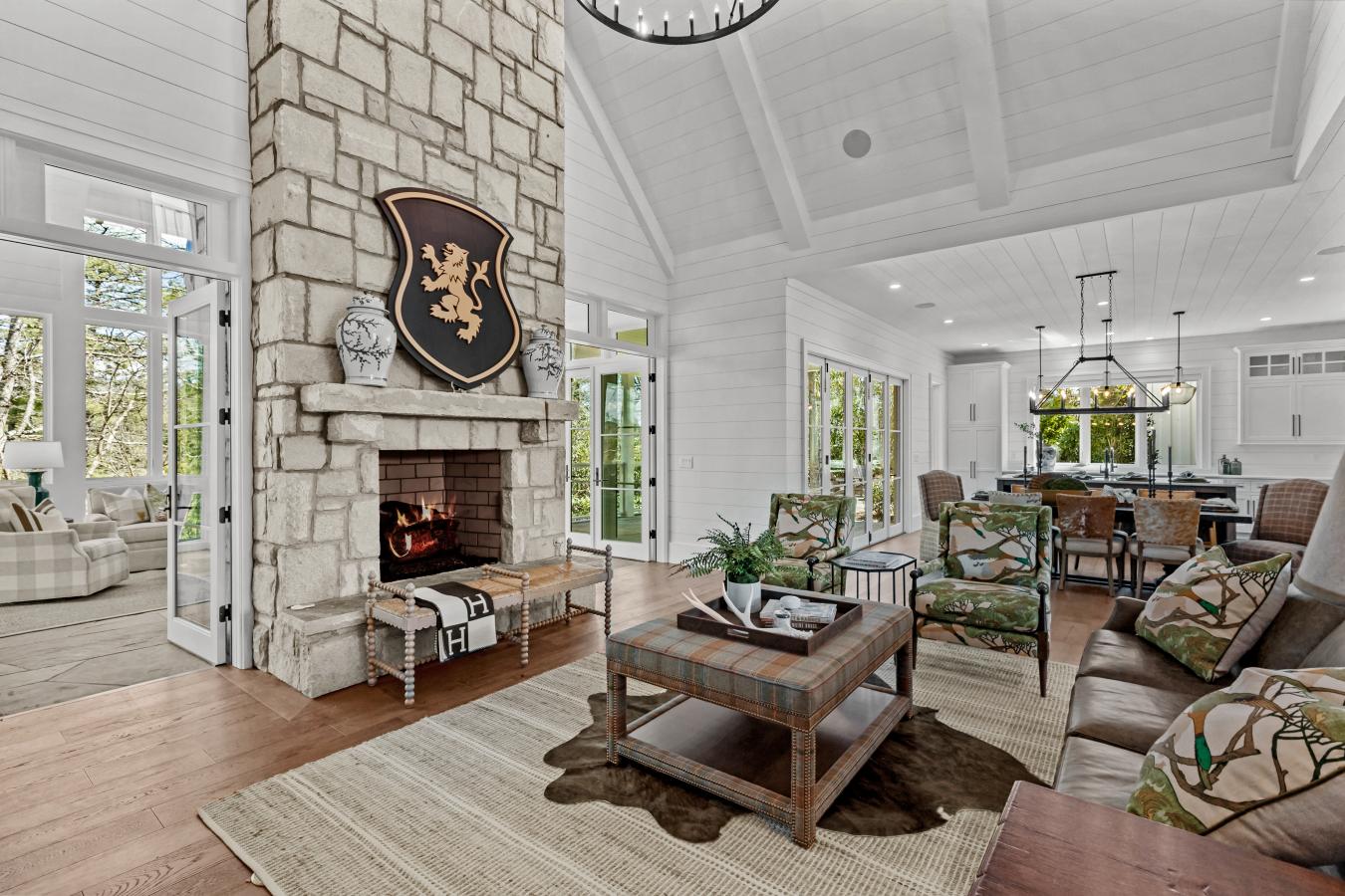 Highlands, North Carolina, 28741, United States, 5 Bedrooms Bedrooms, ,5 BathroomsBathrooms,Residential,For Sale,1800944