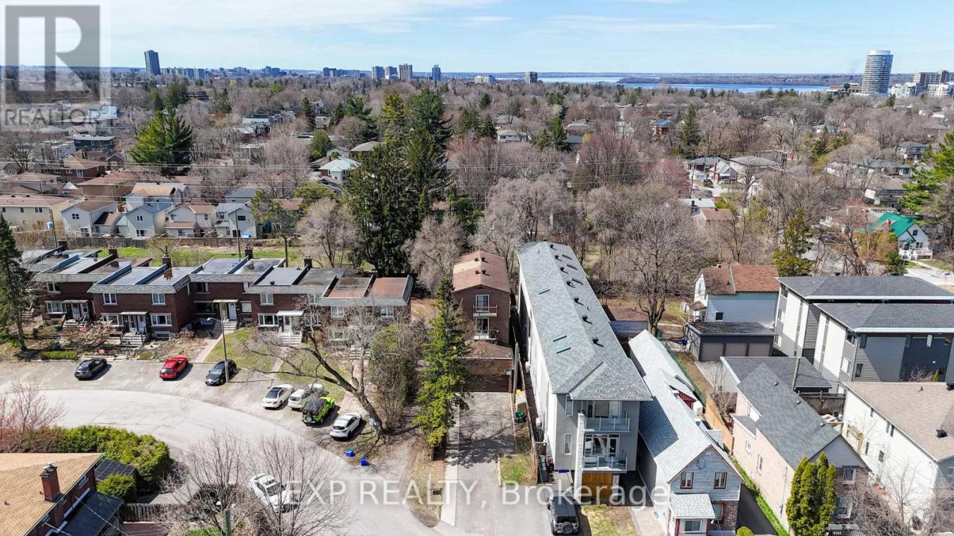 Ottawa, ON, K1Z7G3, Canada, 8 Bedrooms Bedrooms, ,Residential,For Sale,1807989