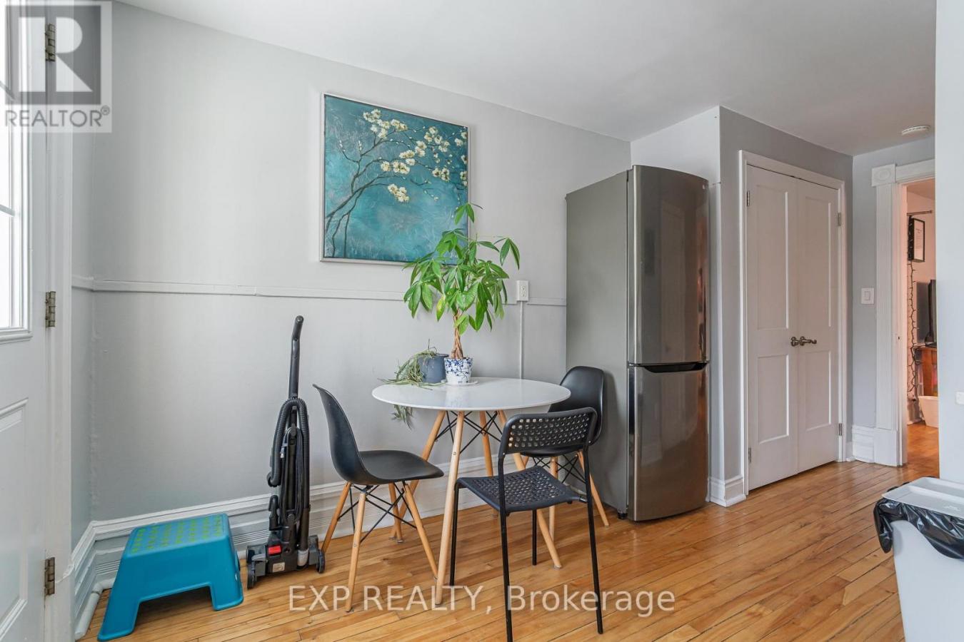 Ottawa, ON, K1N5E9, Canada, 6 Bedrooms Bedrooms, ,Residential,For Sale,1807988