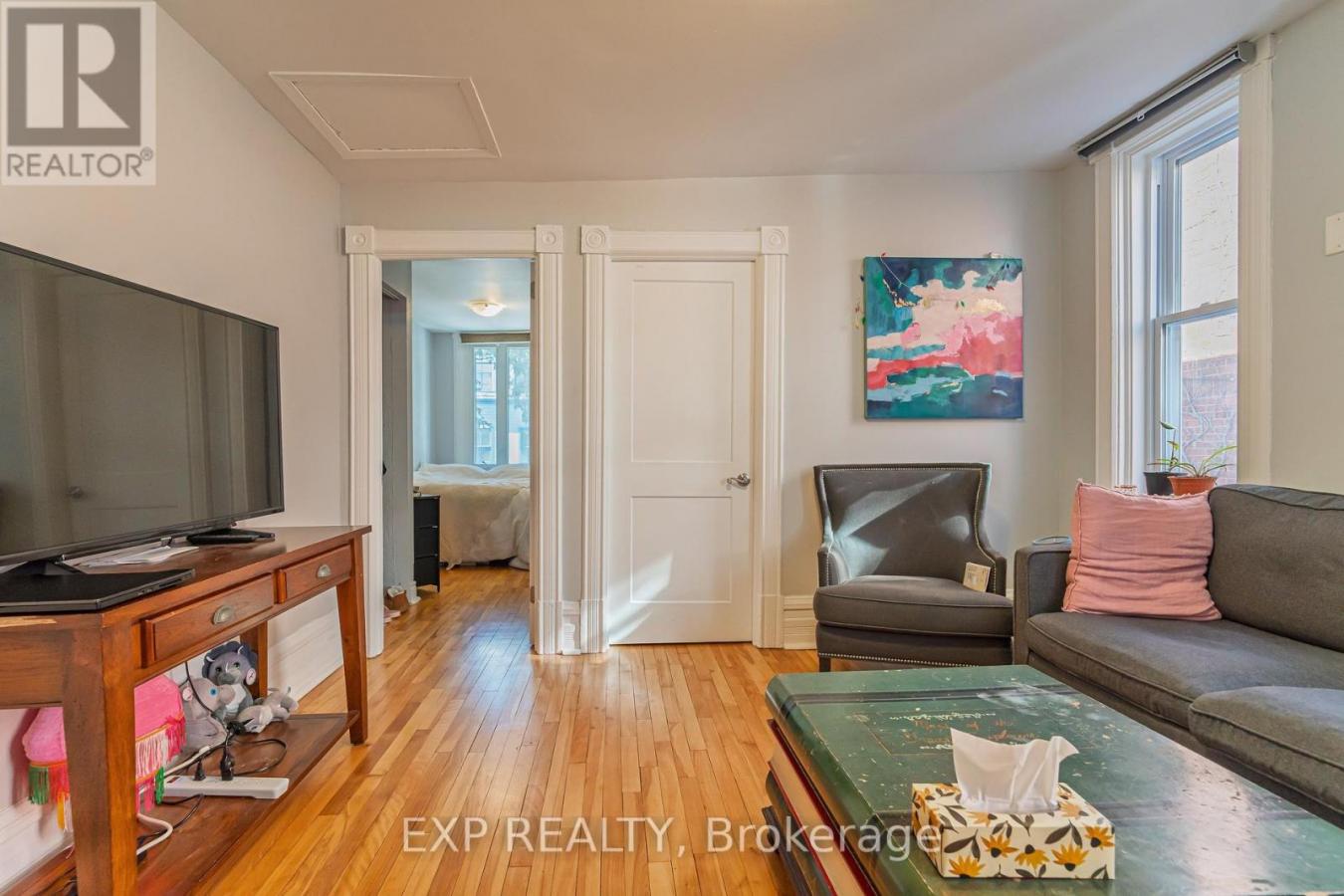 Ottawa, ON, K1N5E9, Canada, 6 Bedrooms Bedrooms, ,Residential,For Sale,1807988