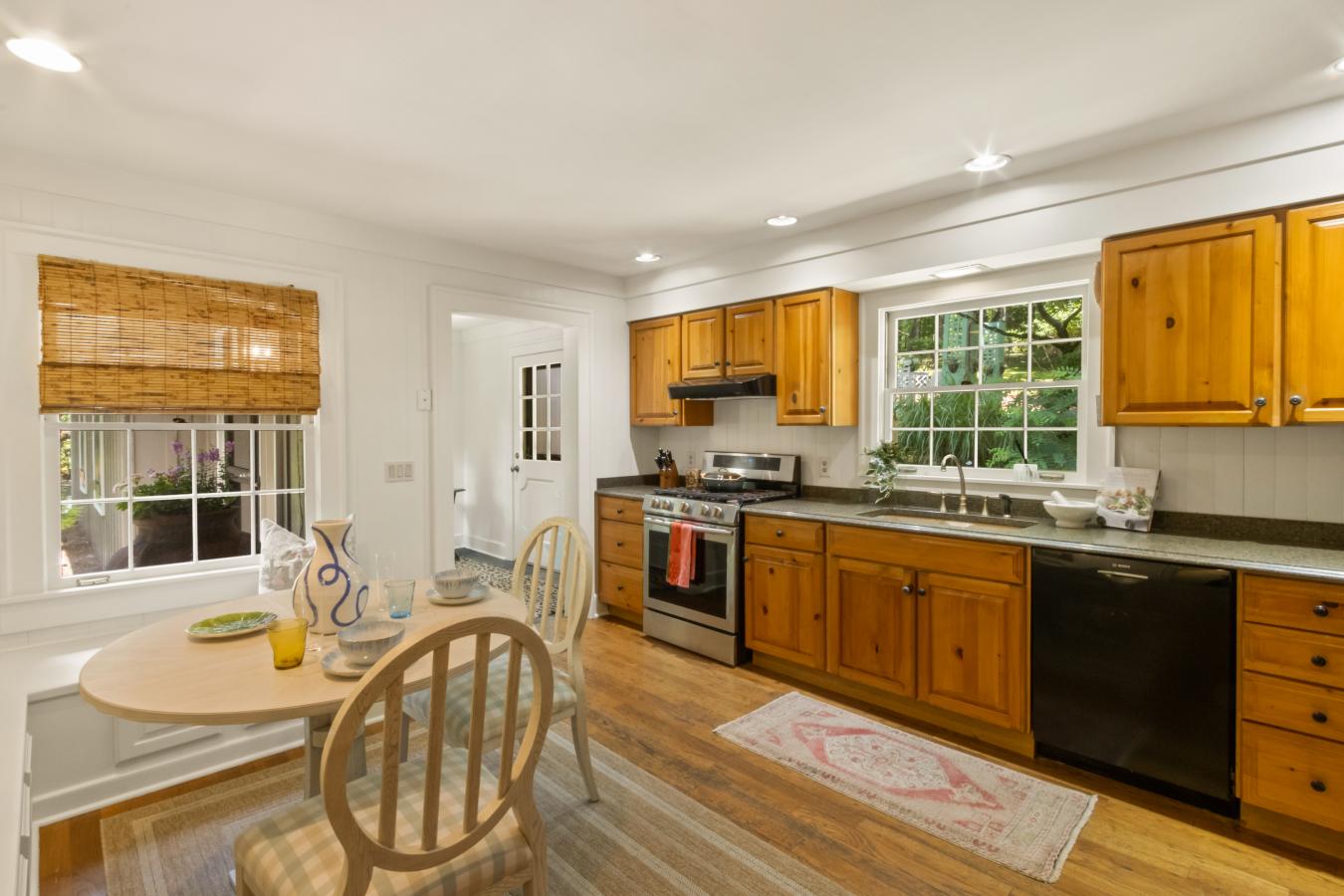 HIghlands, North Carolina, 28741, United States, 3 Bedrooms Bedrooms, ,3 BathroomsBathrooms,Residential,For Sale,1800941