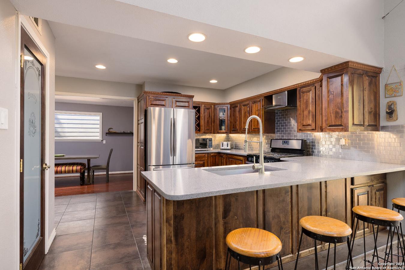 Shavano Park, Texas, 78231, United States, 3 Bedrooms Bedrooms, ,2 BathroomsBathrooms,Residential,For Sale,1807986