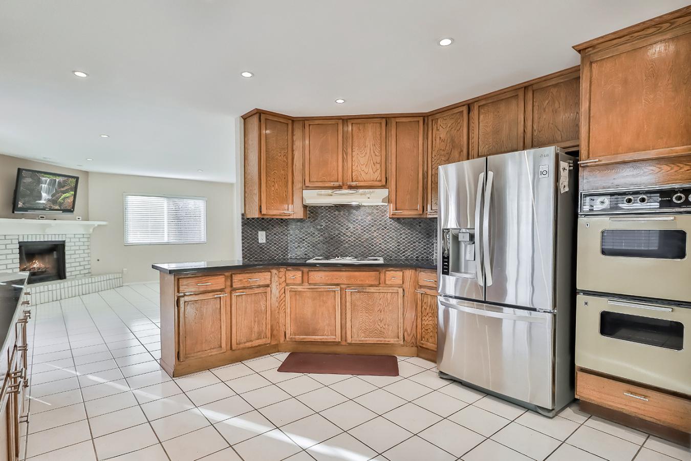 Camarillo, California, 93010, United States, 4 Bedrooms Bedrooms, ,3 BathroomsBathrooms,Residential,For Sale,1807981