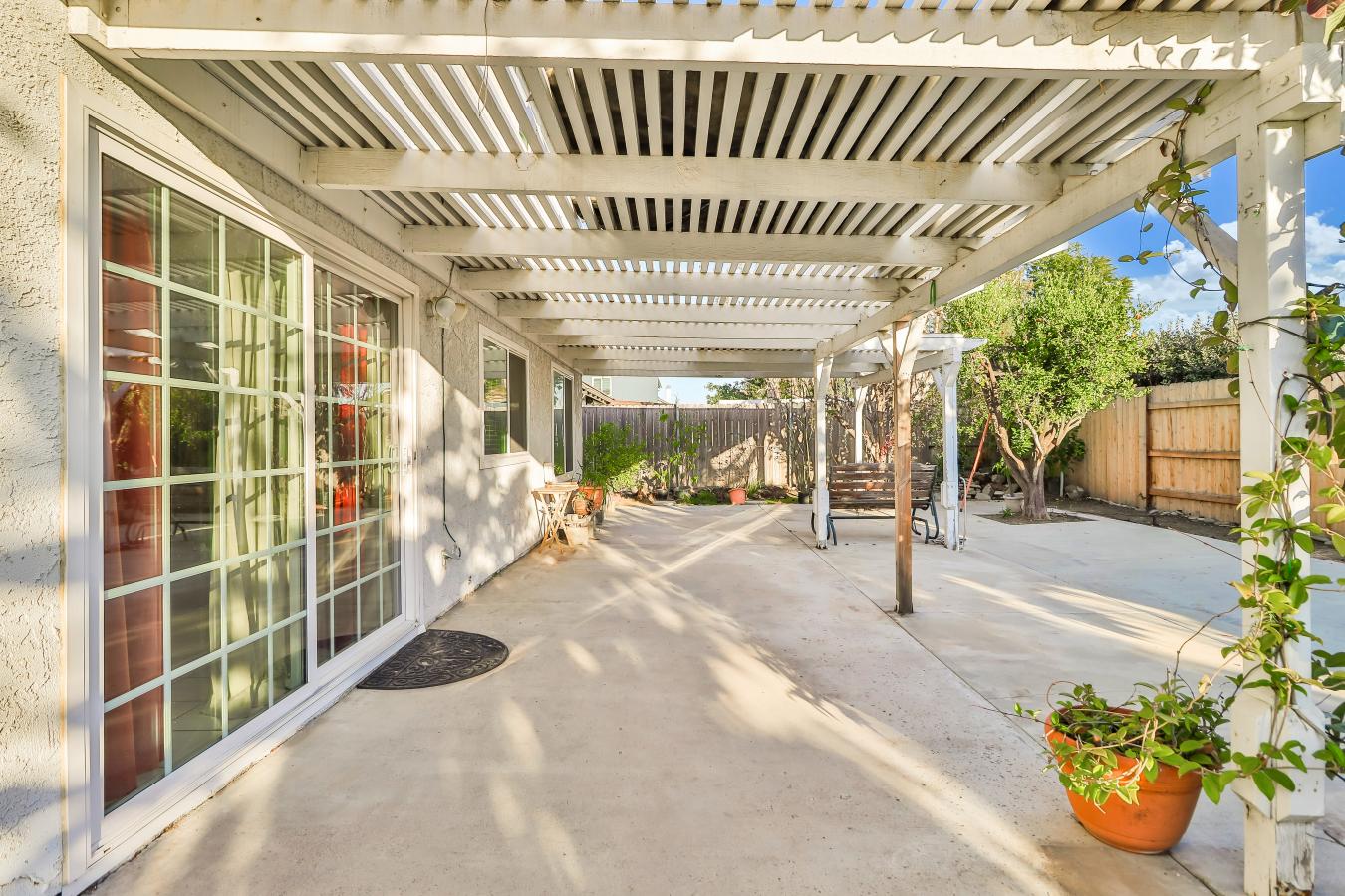 Camarillo, California, 93010, United States, 4 Bedrooms Bedrooms, ,3 BathroomsBathrooms,Residential,For Sale,1807981