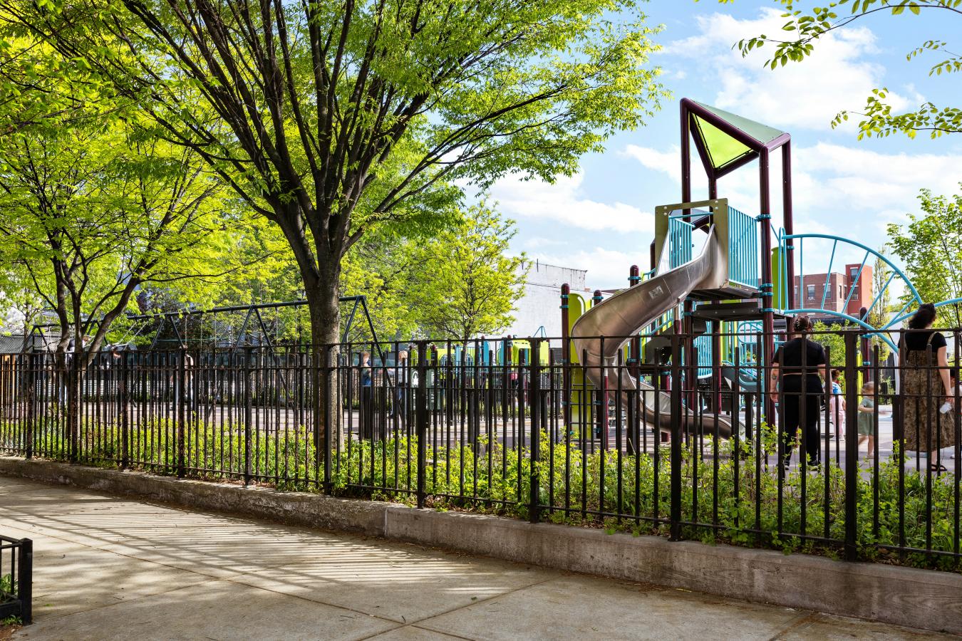 Gowanus, New York, 11215, United States, 5 Bedrooms Bedrooms, ,3 BathroomsBathrooms,Residential,For Sale,1962221