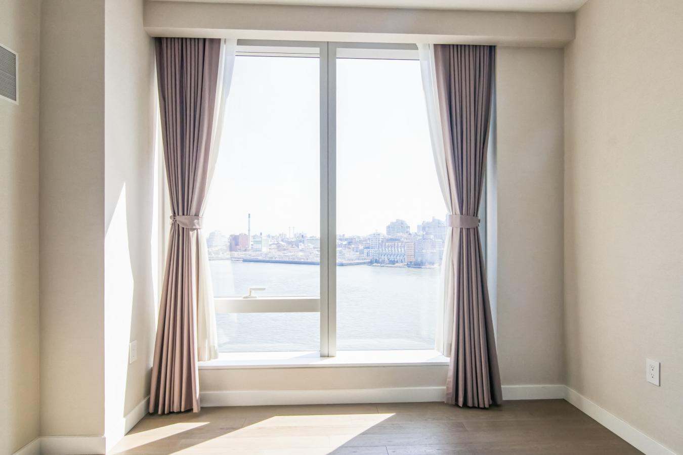 New York, New York, 10002, United States, 2 Bedrooms Bedrooms, ,2 BathroomsBathrooms,Residential,For Sale,1807969