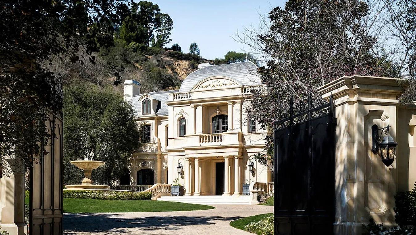 Beverly Hills, Los Angeles County, 90210, United States, 12 Bedrooms Bedrooms, ,20 BathroomsBathrooms,Residential,For Sale,1807962