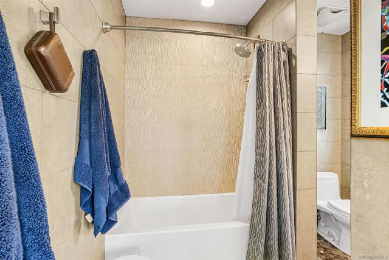 San Diego, California, 92103, United States, 1 Bedroom Bedrooms, ,1 BathroomBathrooms,Residential,For Sale,1945428