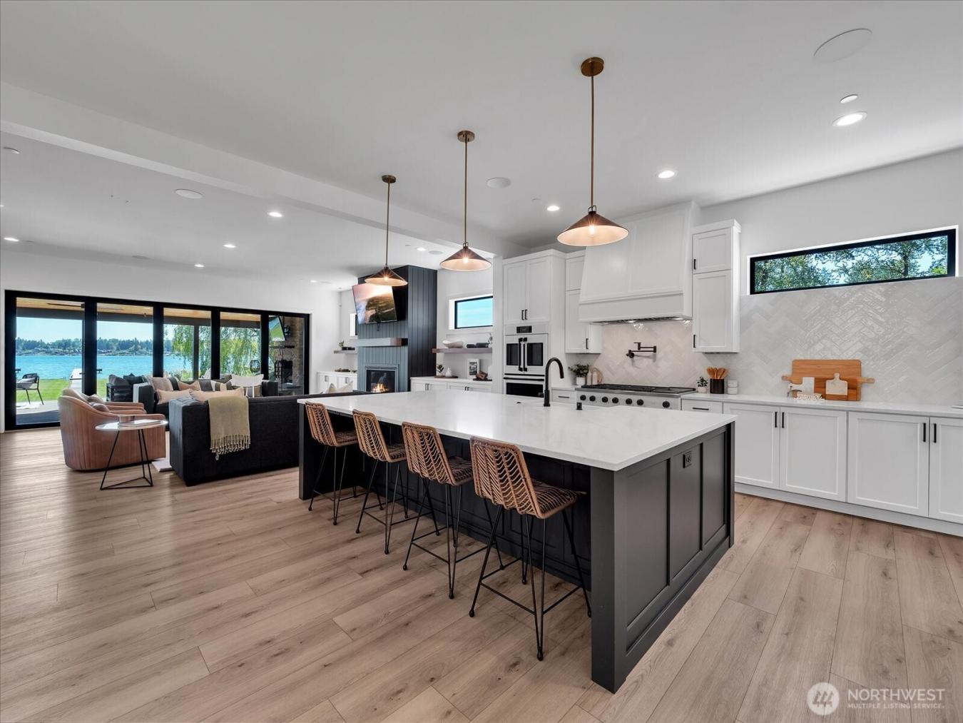 Lake Stevens, Washington, 98258, United States, 4 Bedrooms Bedrooms, ,4 BathroomsBathrooms,Residential,For Sale,1807957