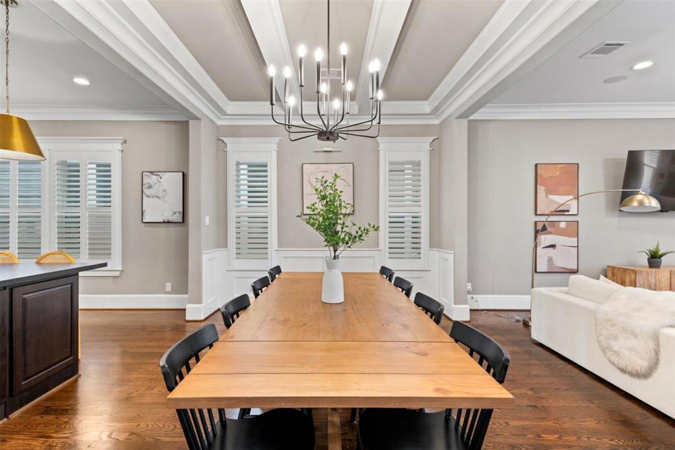 Houston, Texas, 77008, United States, 4 Bedrooms Bedrooms, ,4 BathroomsBathrooms,Residential,For Sale,1807954