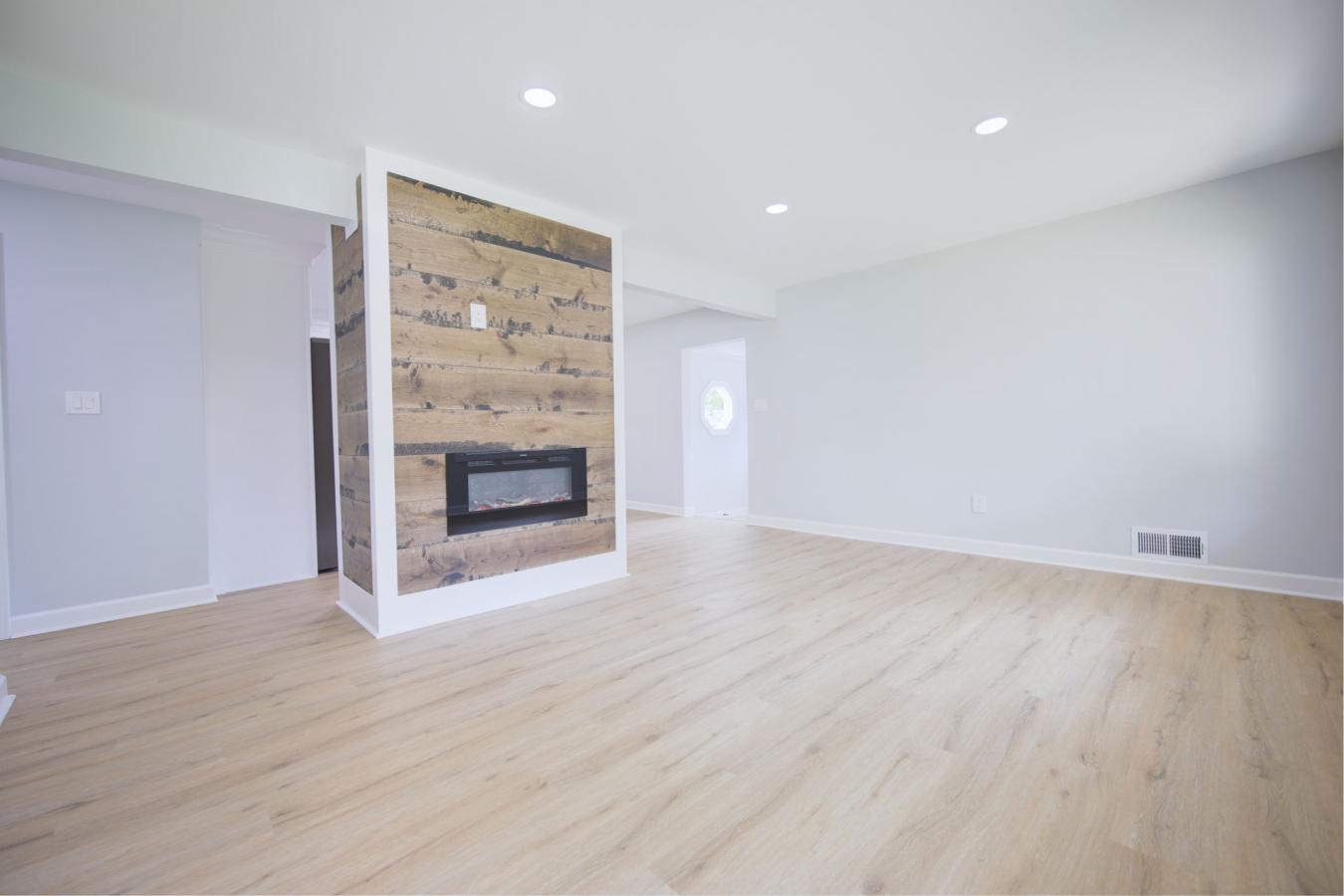 Rockville, Maryland, 20851, United States, 4 Bedrooms Bedrooms, ,2 BathroomsBathrooms,Residential,For Sale,1807952