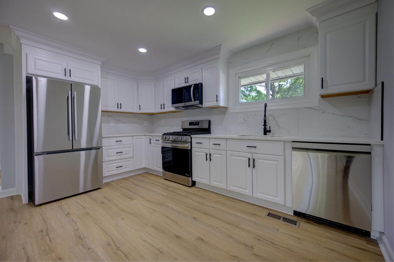 Rockville, Maryland, 20851, United States, 4 Bedrooms Bedrooms, ,2 BathroomsBathrooms,Residential,For Sale,1807952