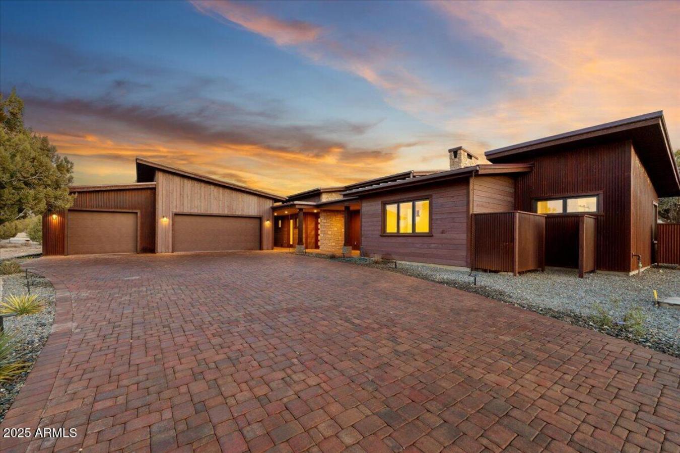 Prescott, Arizona, 86305, United States, 3 Bedrooms Bedrooms, ,3 BathroomsBathrooms,Residential,For Sale,1807948
