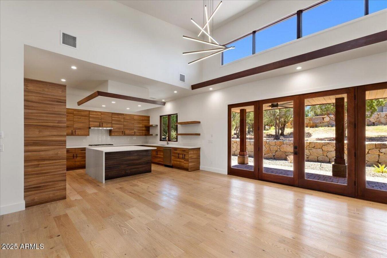 Prescott, Arizona, 86305, United States, 3 Bedrooms Bedrooms, ,3 BathroomsBathrooms,Residential,For Sale,1807948