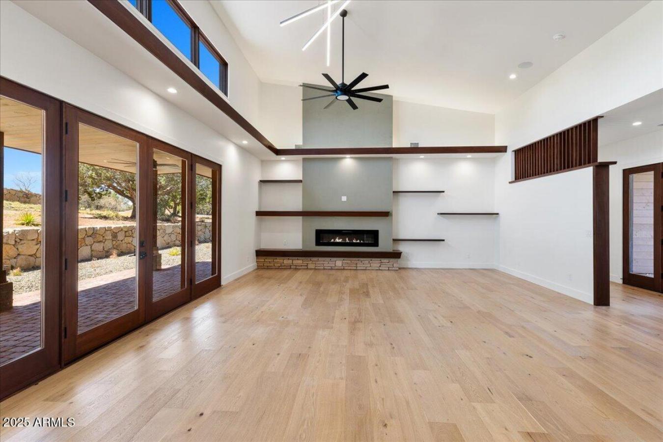 Prescott, Arizona, 86305, United States, 3 Bedrooms Bedrooms, ,3 BathroomsBathrooms,Residential,For Sale,1807948