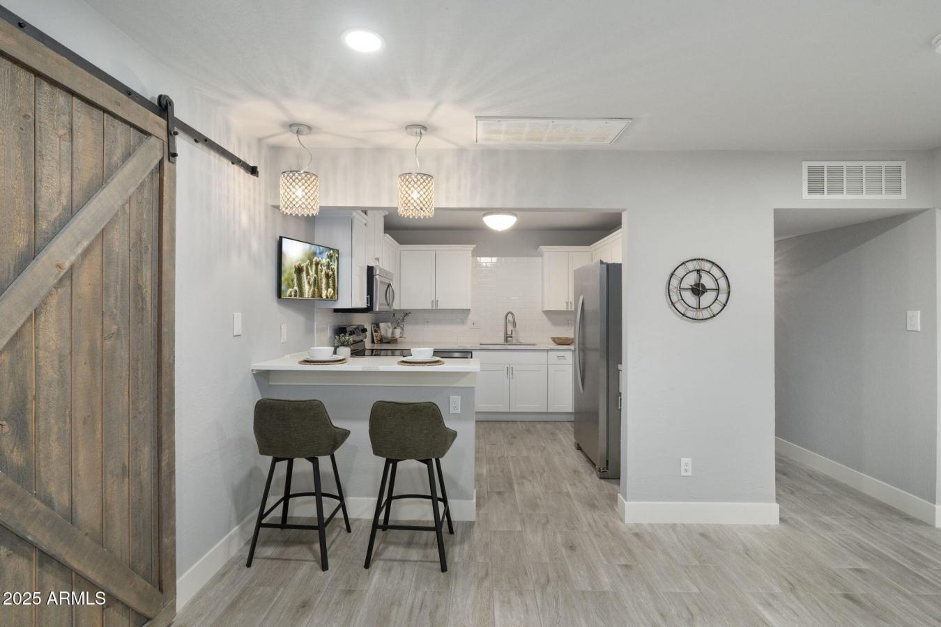 Phoenix, Arizona, 85020, United States, 4 Bedrooms Bedrooms, ,2 BathroomsBathrooms,Residential,For Sale,1800897