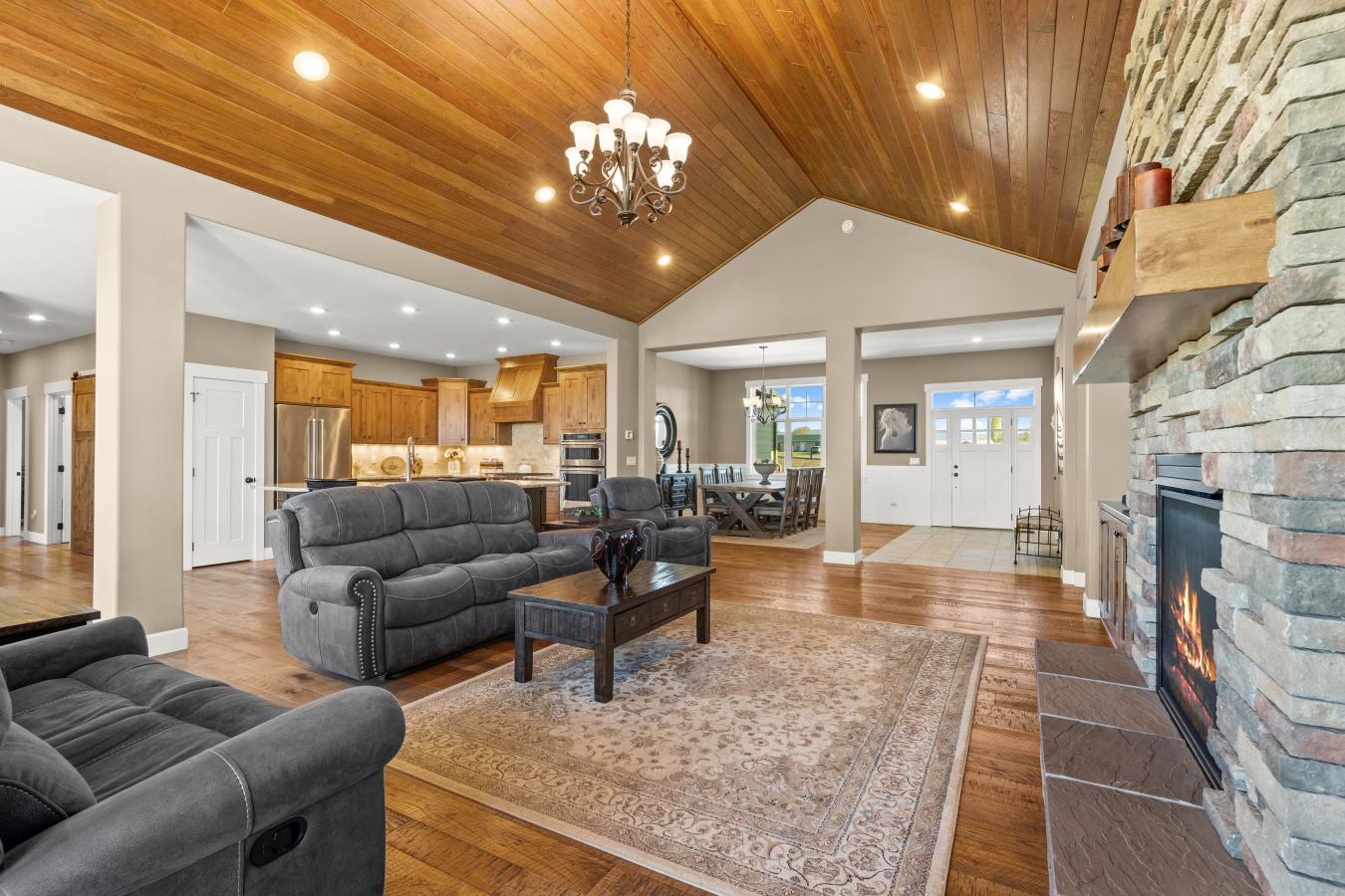 Lewiston, Nez Perce, 83501, United States, 5 Bedrooms Bedrooms, ,3 BathroomsBathrooms,Residential,For Sale,1800896