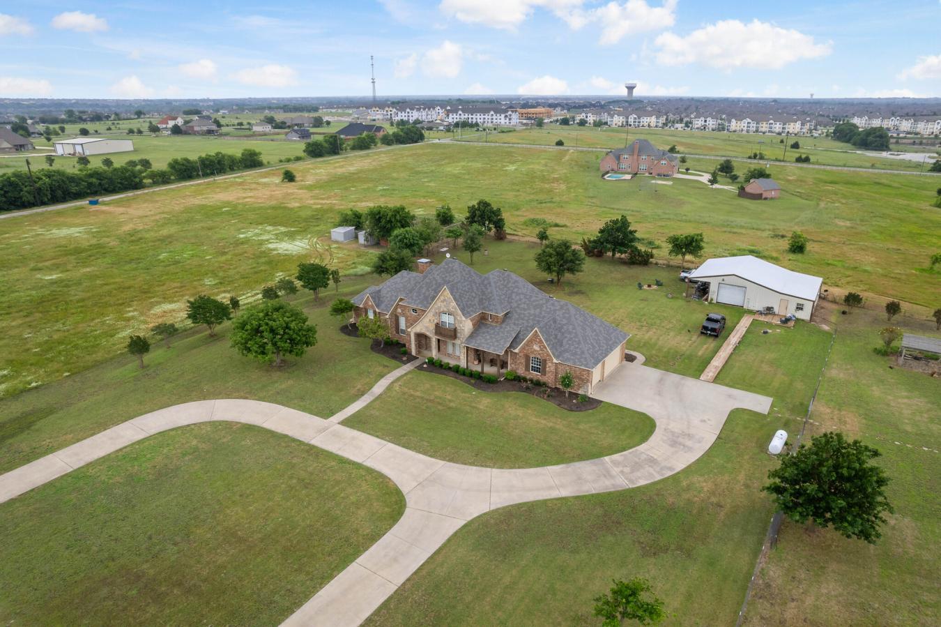 CELINA, Texas, 75009, United States, 4 Bedrooms Bedrooms, ,4 BathroomsBathrooms,Residential,For Sale,1800895
