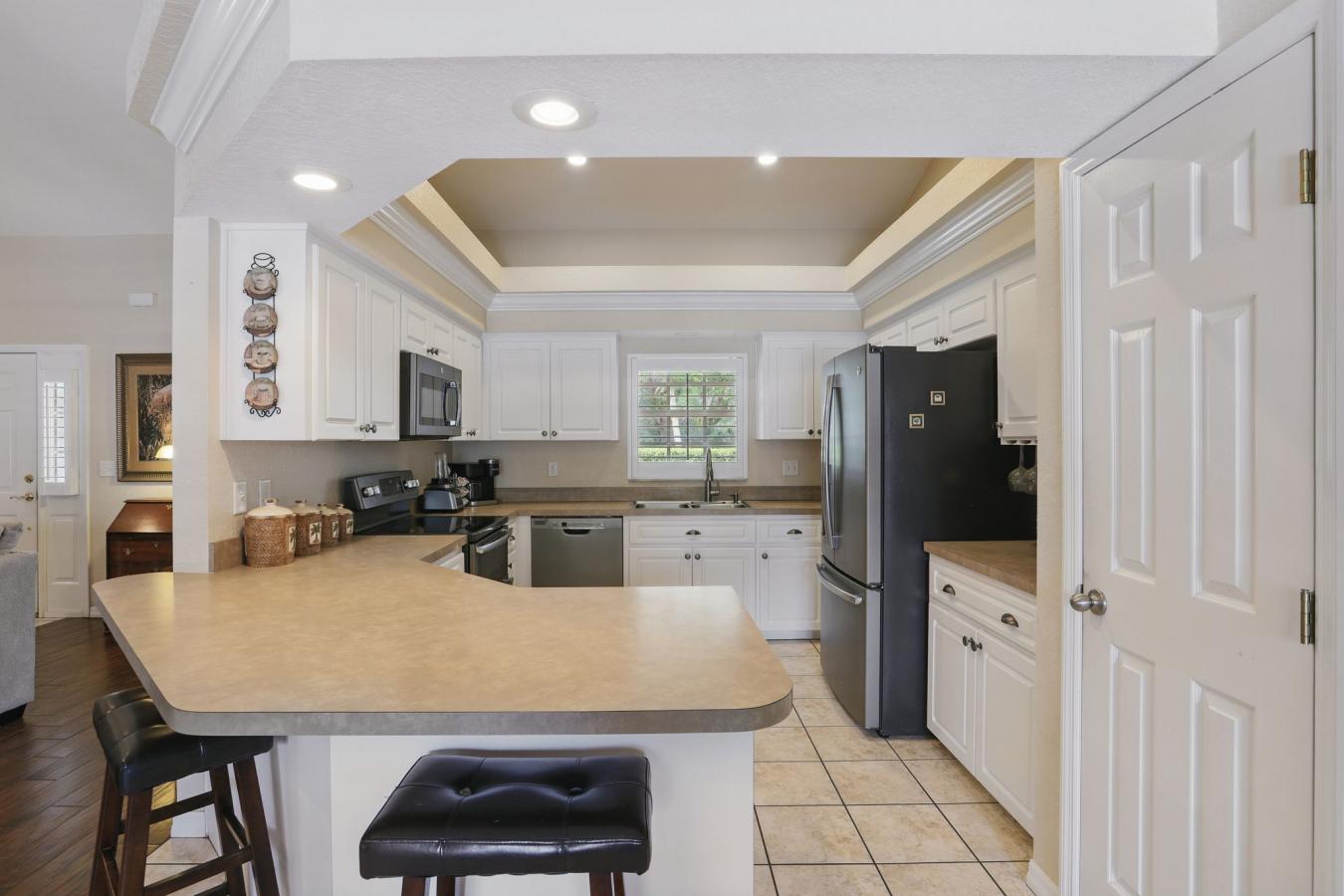 Lakeland, Polk, 33810, United States, 4 Bedrooms Bedrooms, ,3 BathroomsBathrooms,Residential,For Sale,1807943