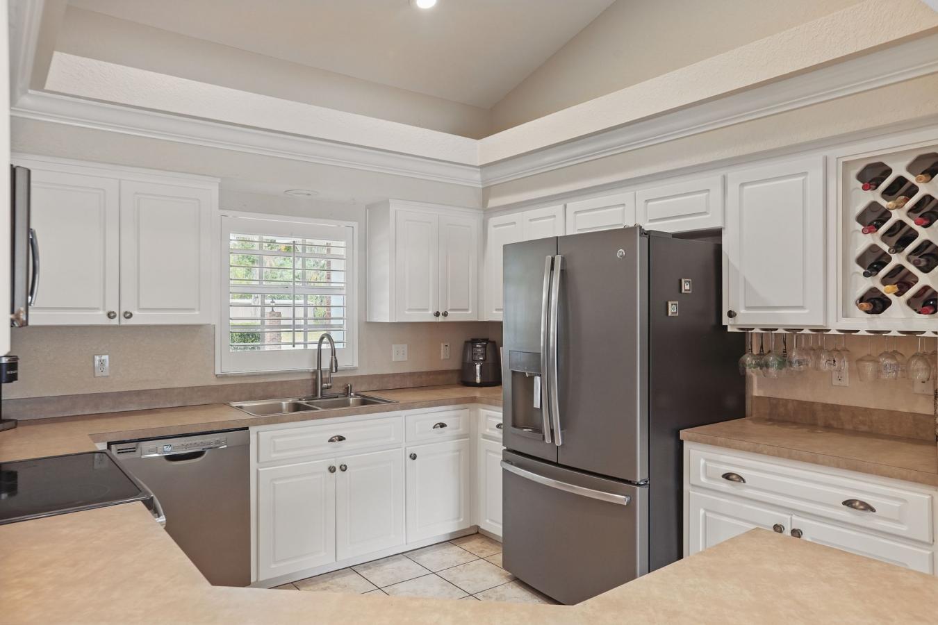 Lakeland, Polk, 33810, United States, 4 Bedrooms Bedrooms, ,3 BathroomsBathrooms,Residential,For Sale,1807943