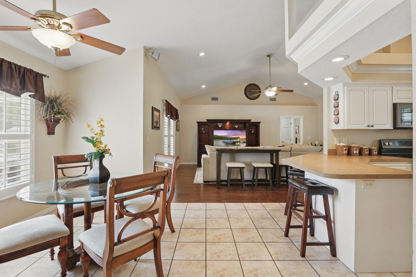 Lakeland, Polk, 33810, United States, 4 Bedrooms Bedrooms, ,3 BathroomsBathrooms,Residential,For Sale,1807943