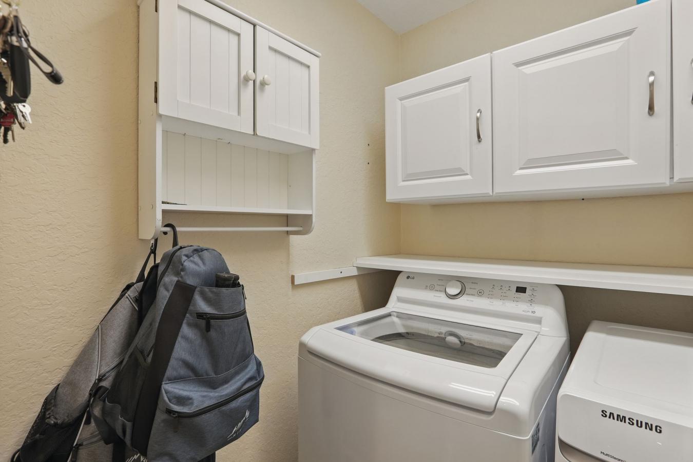 Lakeland, Polk, 33810, United States, 4 Bedrooms Bedrooms, ,3 BathroomsBathrooms,Residential,For Sale,1807943