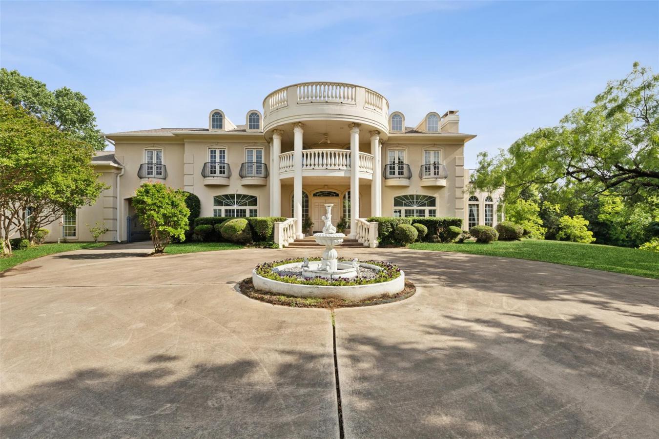Colleyville, Tarrant, 76034, United States, 5 Bedrooms Bedrooms, ,6 BathroomsBathrooms,Residential,For Sale,1800894
