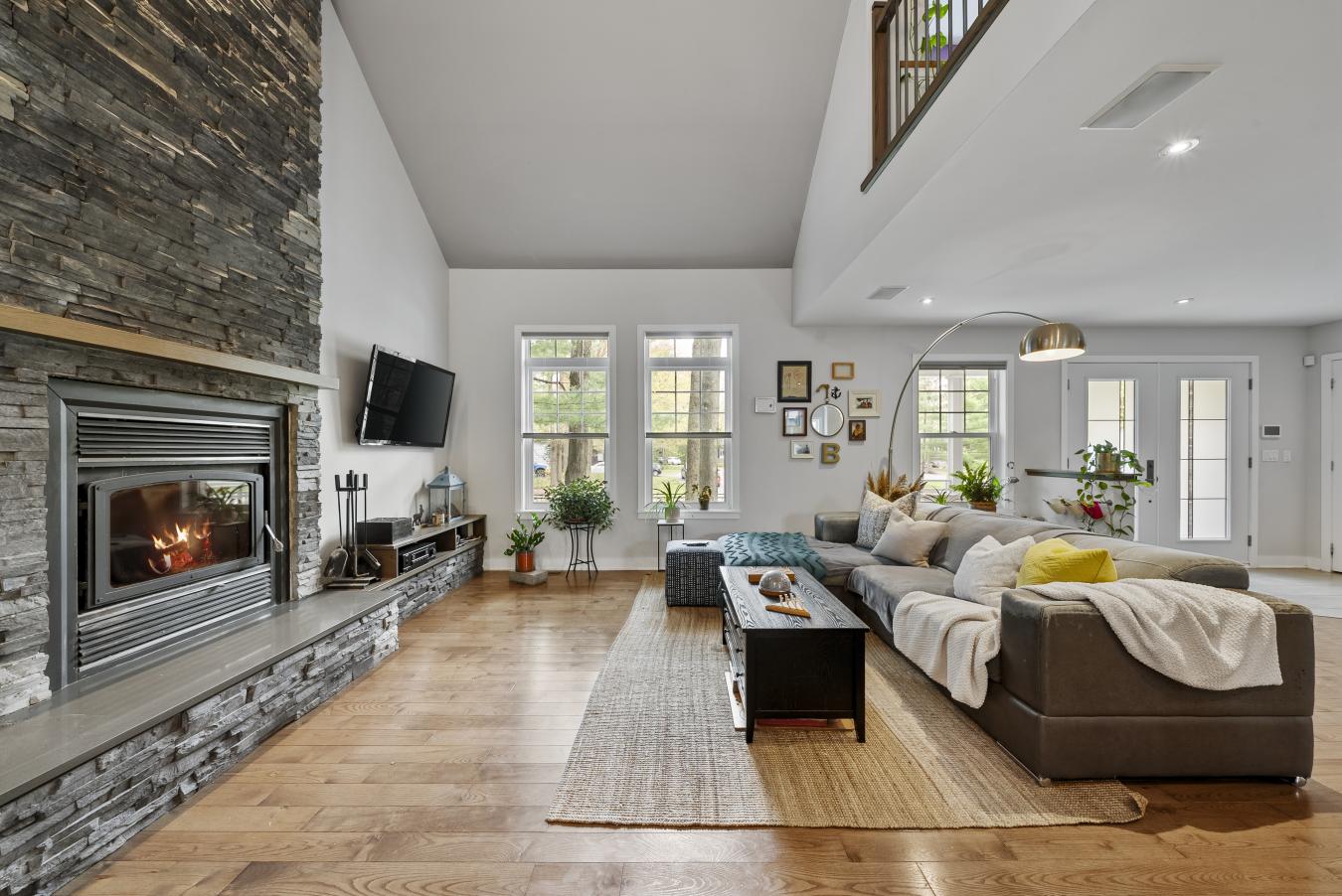 Otterburn Park, QC, J3H 1M6, Canada, 3 Bedrooms Bedrooms, ,2 BathroomsBathrooms,Residential,For Sale,1811711