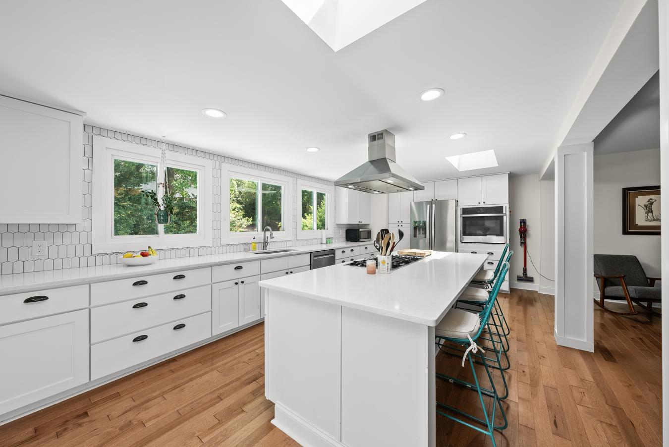 Raleigh, Wake, 27612, United States, 4 Bedrooms Bedrooms, ,3 BathroomsBathrooms,Residential,For Sale,1811710