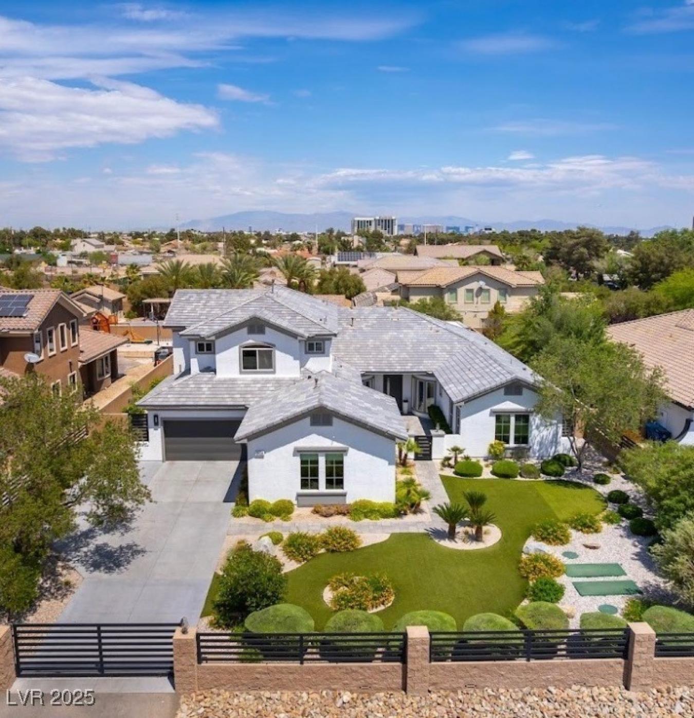 Las Vegas, Nevada, 89139, United States, 7 Bedrooms Bedrooms, ,4 BathroomsBathrooms,Residential,For Sale,1811706