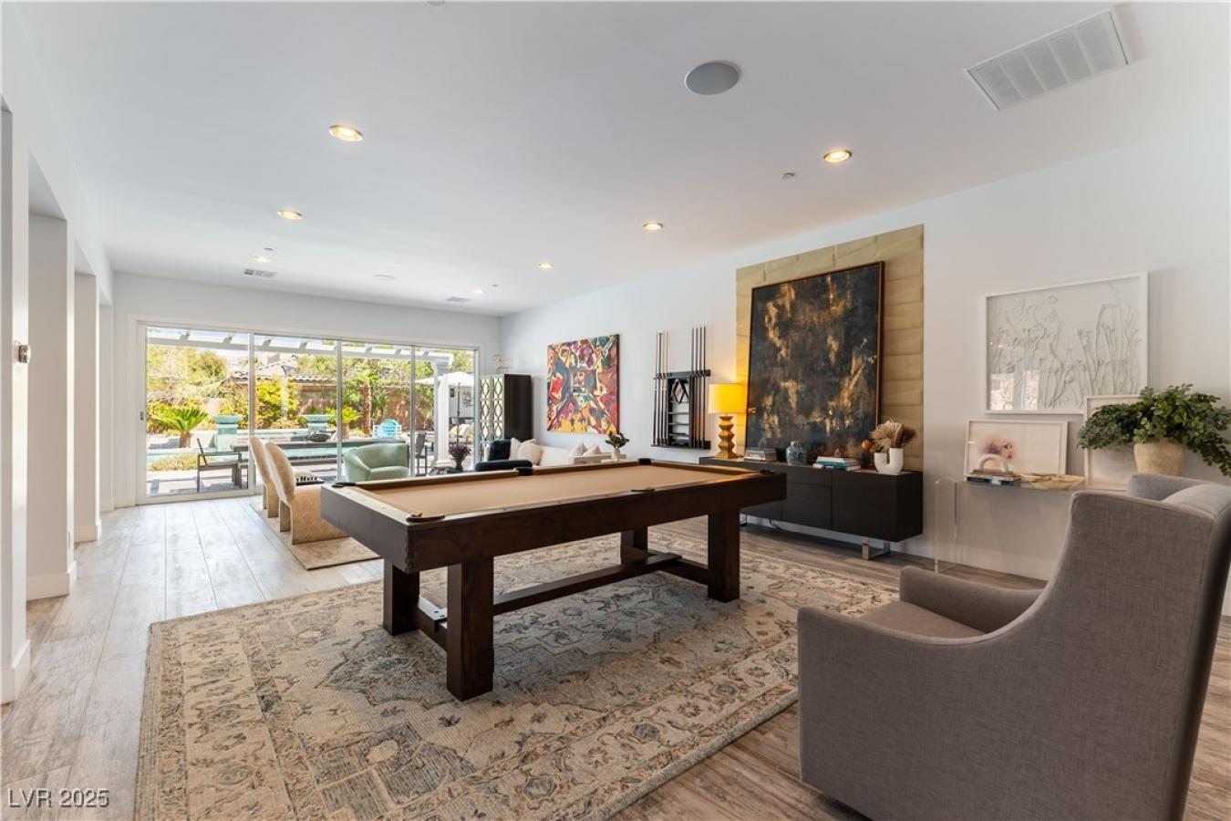 Las Vegas, Nevada, 89139, United States, 7 Bedrooms Bedrooms, ,4 BathroomsBathrooms,Residential,For Sale,1811706