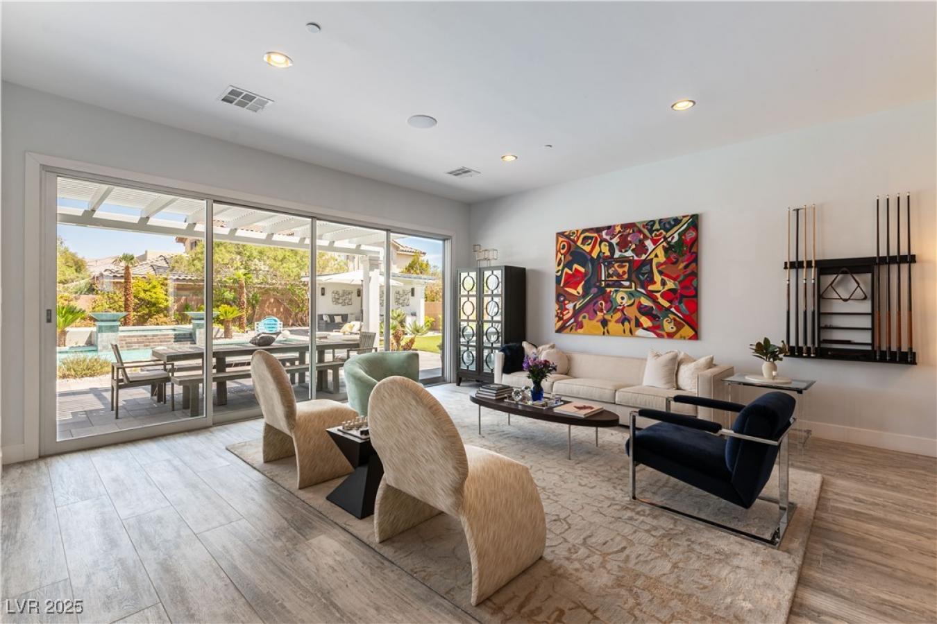 Las Vegas, Nevada, 89139, United States, 7 Bedrooms Bedrooms, ,4 BathroomsBathrooms,Residential,For Sale,1811706