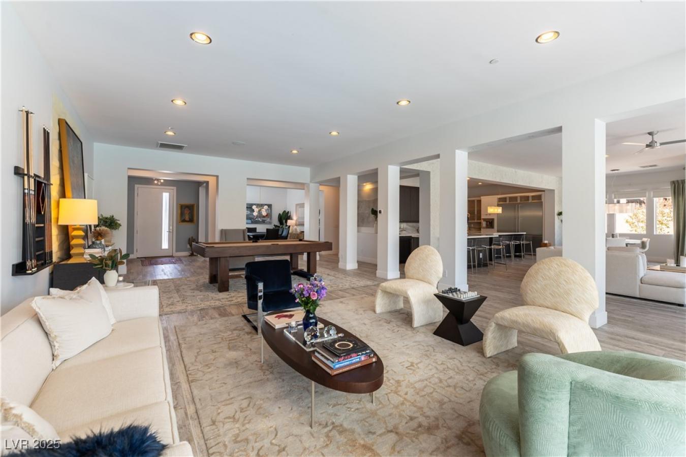 Las Vegas, Nevada, 89139, United States, 7 Bedrooms Bedrooms, ,4 BathroomsBathrooms,Residential,For Sale,1811706