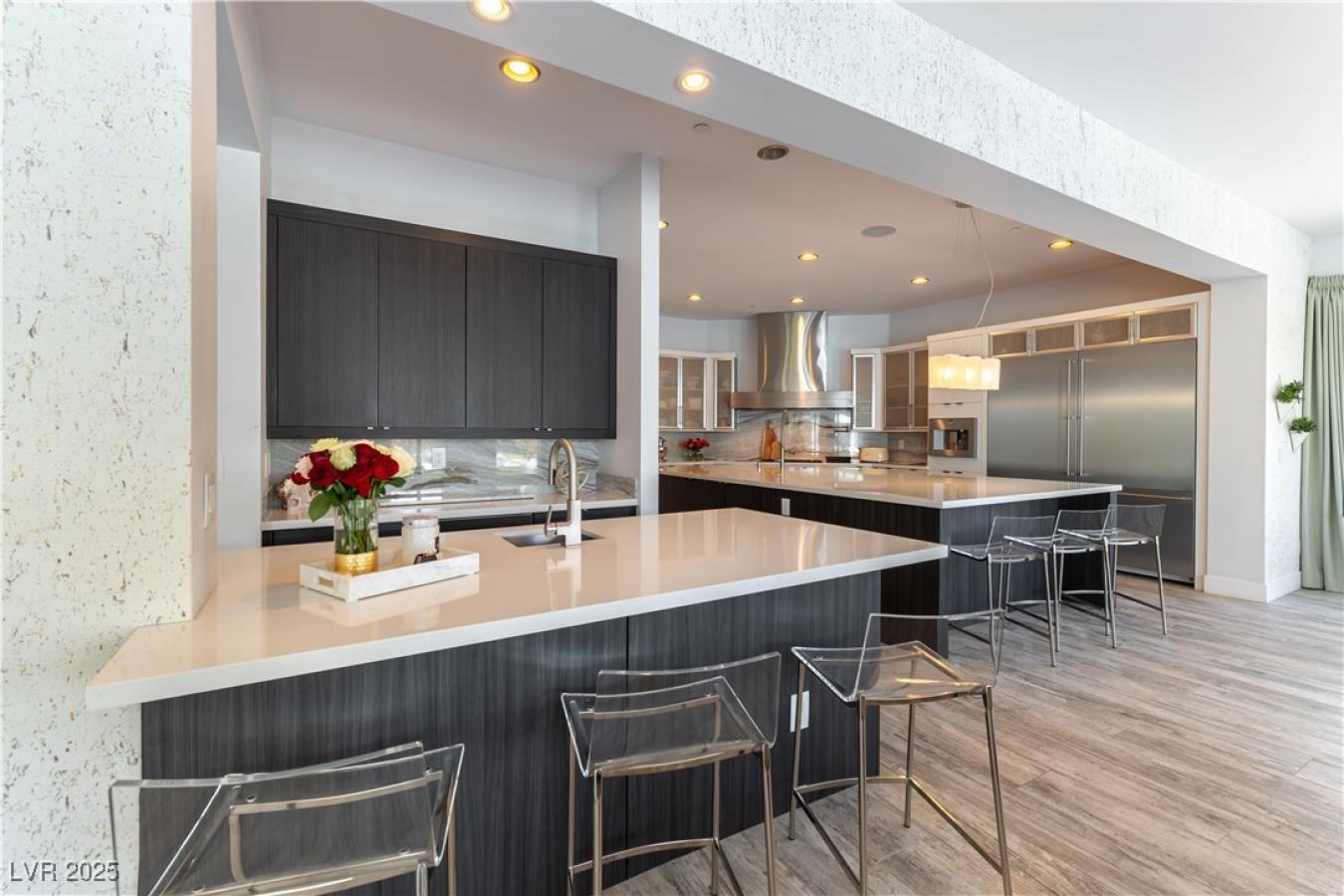 Las Vegas, Nevada, 89139, United States, 7 Bedrooms Bedrooms, ,4 BathroomsBathrooms,Residential,For Sale,1811706