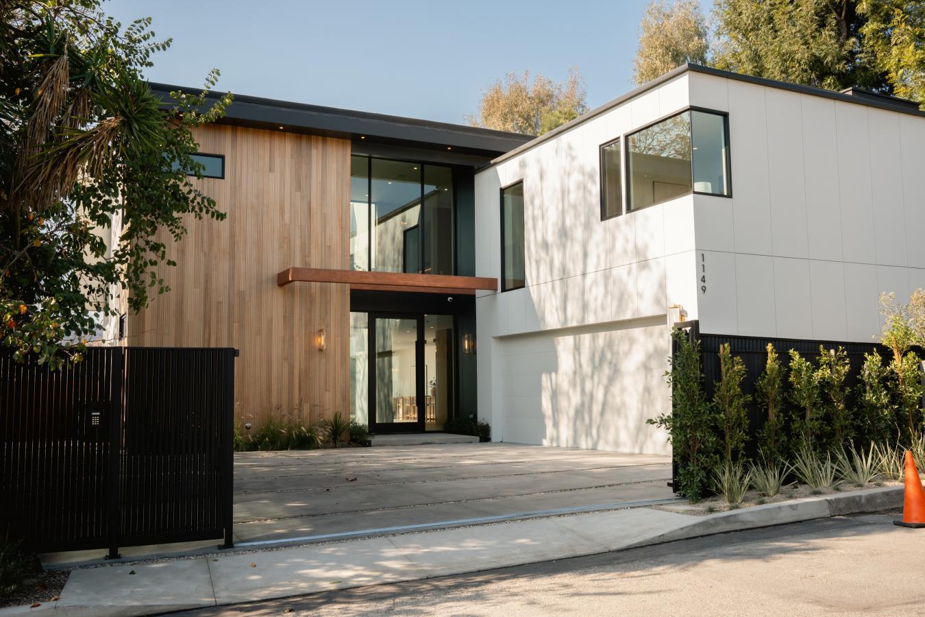 Los Angeles, 90049, 90049, United States, 6 Bedrooms Bedrooms, ,7 BathroomsBathrooms,Residential,For Sale,1800890