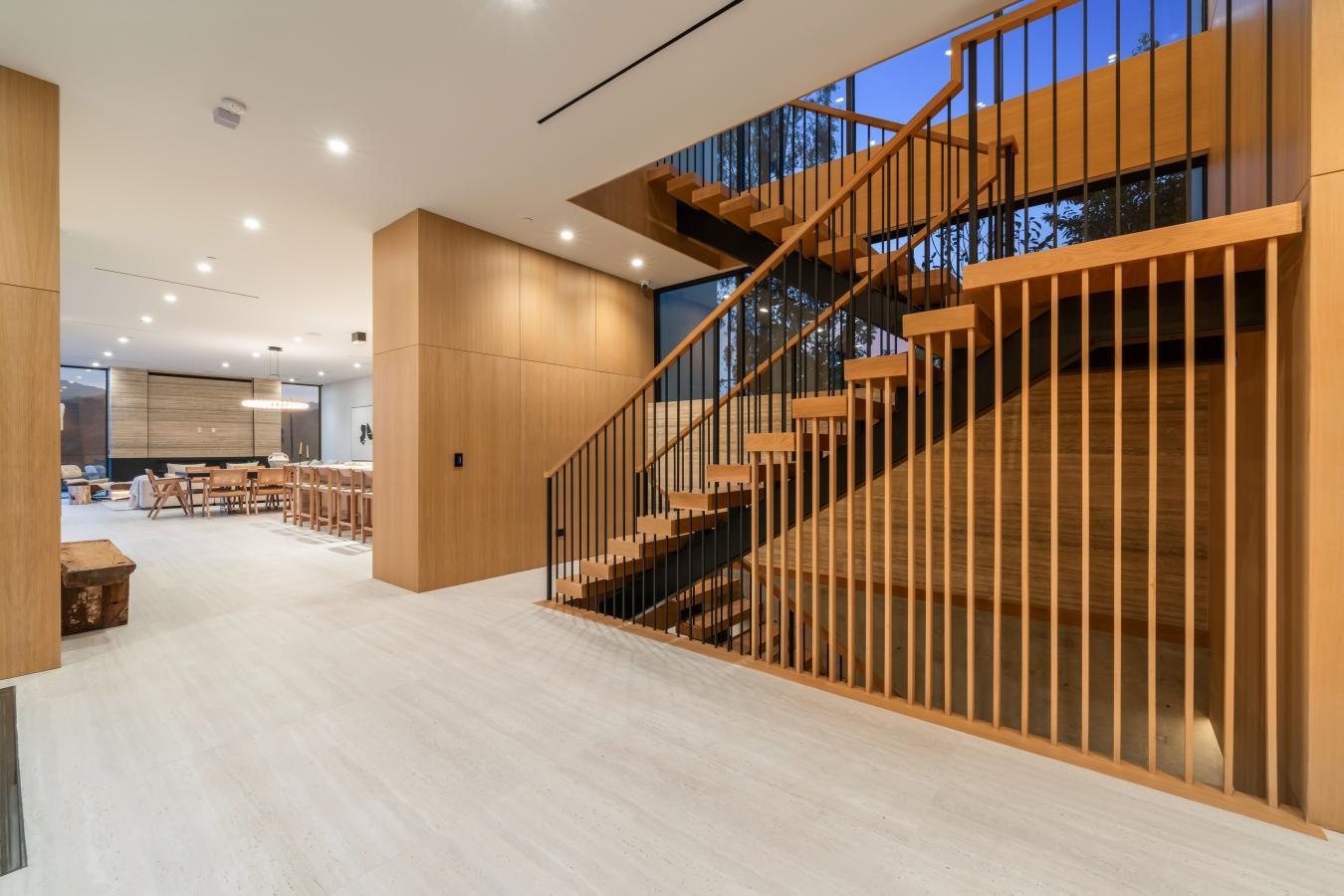 Los Angeles, 90049, 90049, United States, 6 Bedrooms Bedrooms, ,7 BathroomsBathrooms,Residential,For Sale,1800890