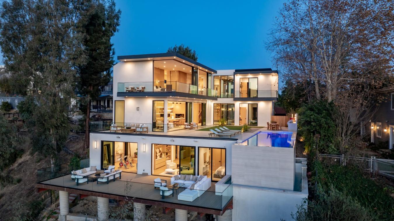 Los Angeles, 90049, 90049, United States, 6 Bedrooms Bedrooms, ,7 BathroomsBathrooms,Residential,For Sale,1800890