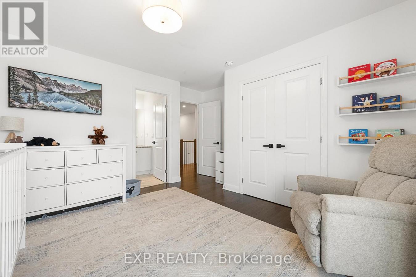 Ottawa, ON, K1K4Y9, Canada, 6 Bedrooms Bedrooms, ,Residential,For Sale,1811702