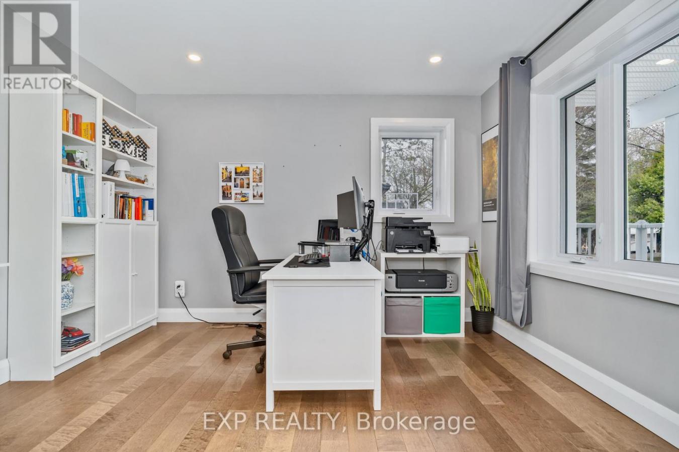 Ottawa, ON, K2S0R8, Canada, 6 Bedrooms Bedrooms, ,Residential,For Sale,1811701