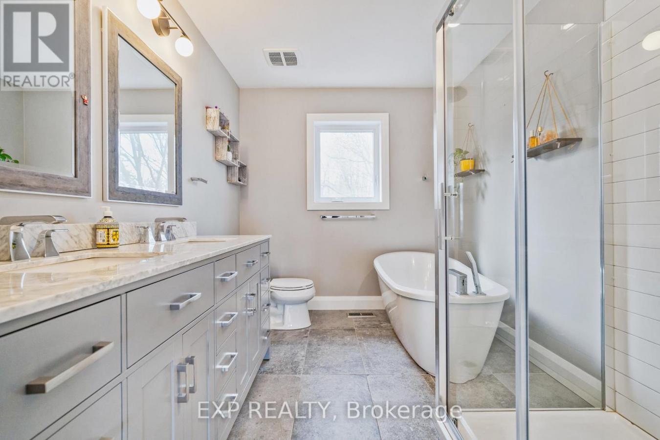 Ottawa, ON, K2S0R8, Canada, 6 Bedrooms Bedrooms, ,Residential,For Sale,1811701