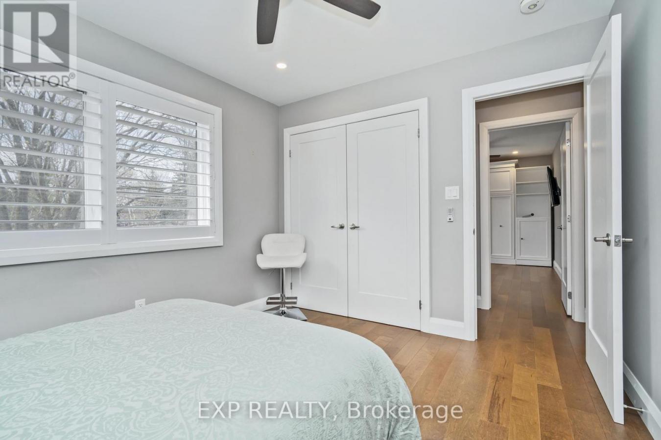 Ottawa, ON, K2S0R8, Canada, 6 Bedrooms Bedrooms, ,Residential,For Sale,1811701