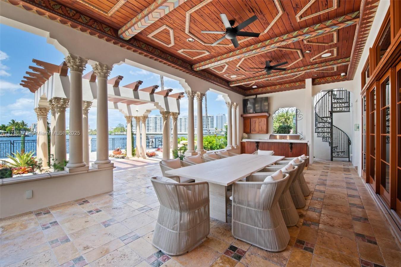 Fort Lauderdale, Florida, 33301, United States, 8 Bedrooms Bedrooms, ,10 BathroomsBathrooms,Residential,For Sale,1807937