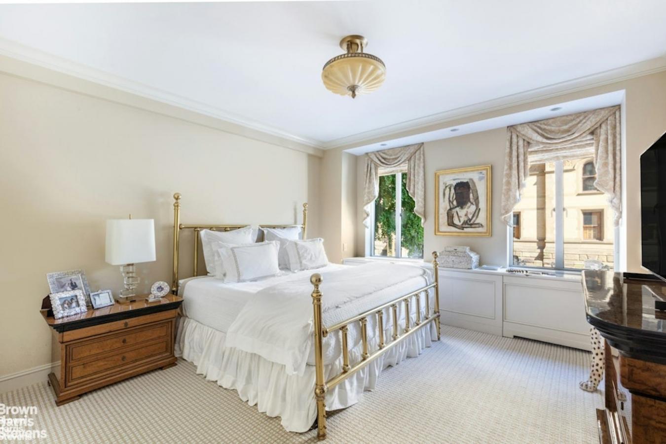 New York, New York, 10023, United States, 3 Bedrooms Bedrooms, ,3 BathroomsBathrooms,Residential,For Sale,1800888