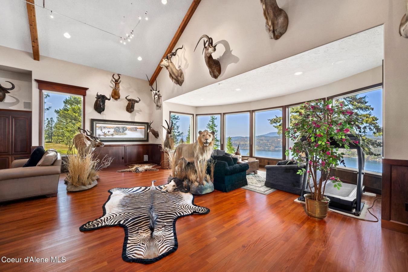 Harrison, Idaho, 83833, United States, 3 Bedrooms Bedrooms, ,3 BathroomsBathrooms,Residential,For Sale,1811697