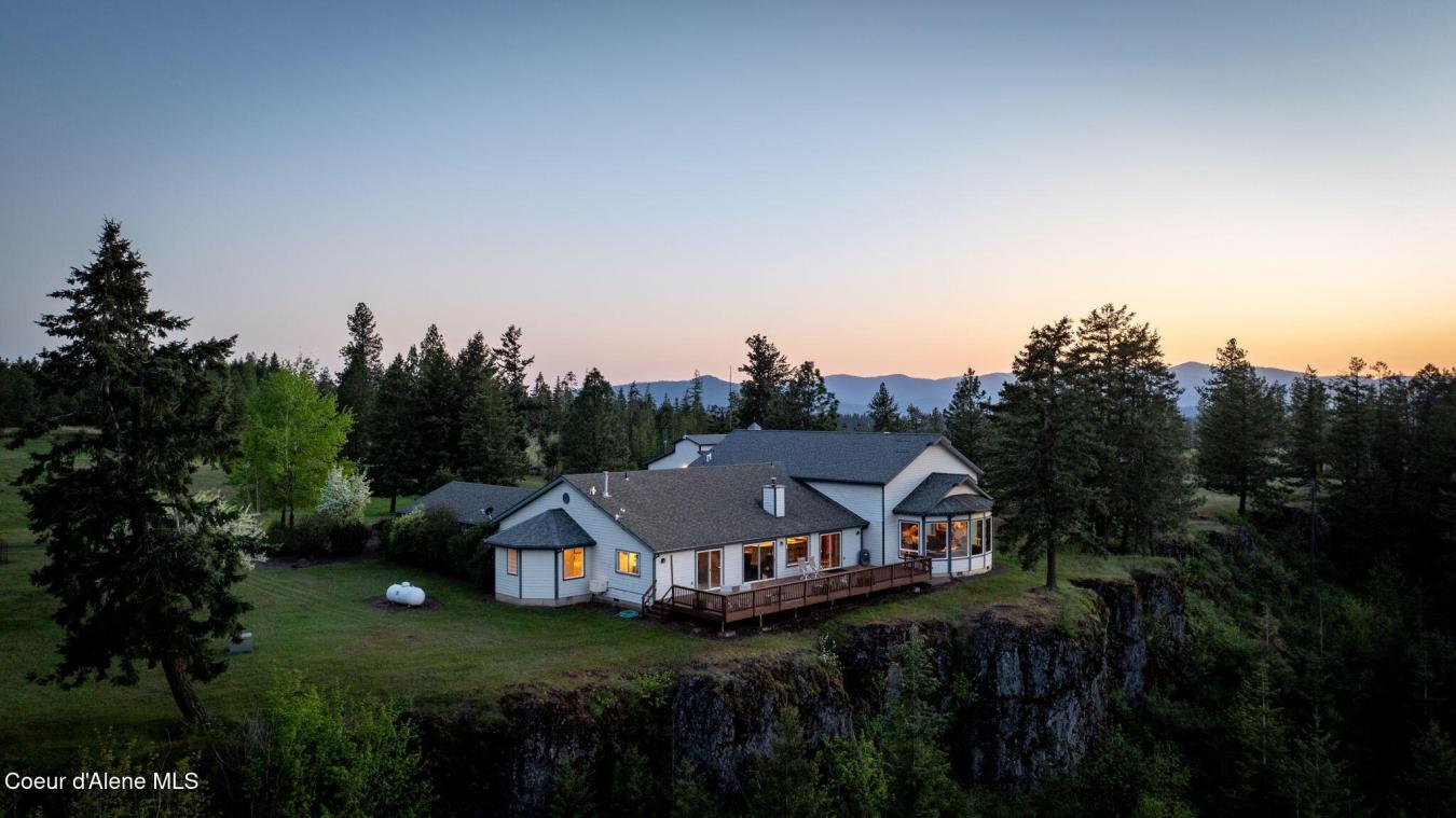 Harrison, Idaho, 83833, United States, 3 Bedrooms Bedrooms, ,3 BathroomsBathrooms,Residential,For Sale,1811697