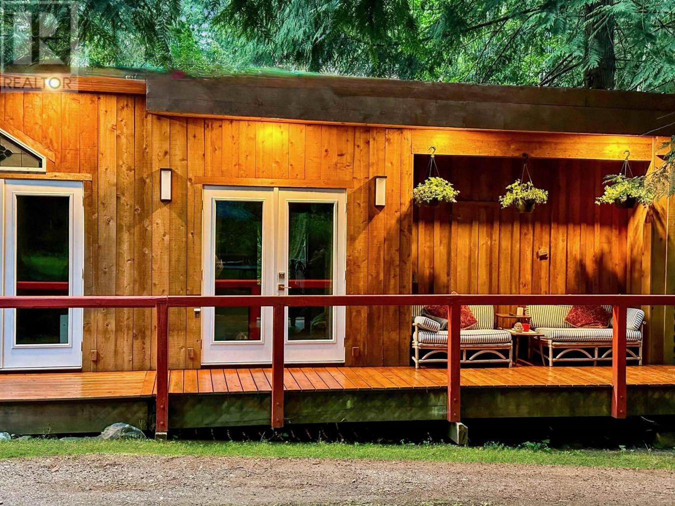 Other Islands, BC, V0R1Z0, Canada, ,Residential,For Sale,1811691