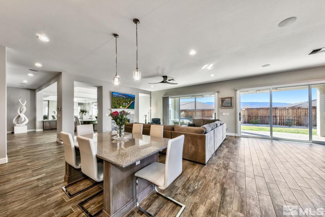 Reno, Nevada, 89521, United States, 5 Bedrooms Bedrooms, ,4 BathroomsBathrooms,Residential,For Sale,1811684