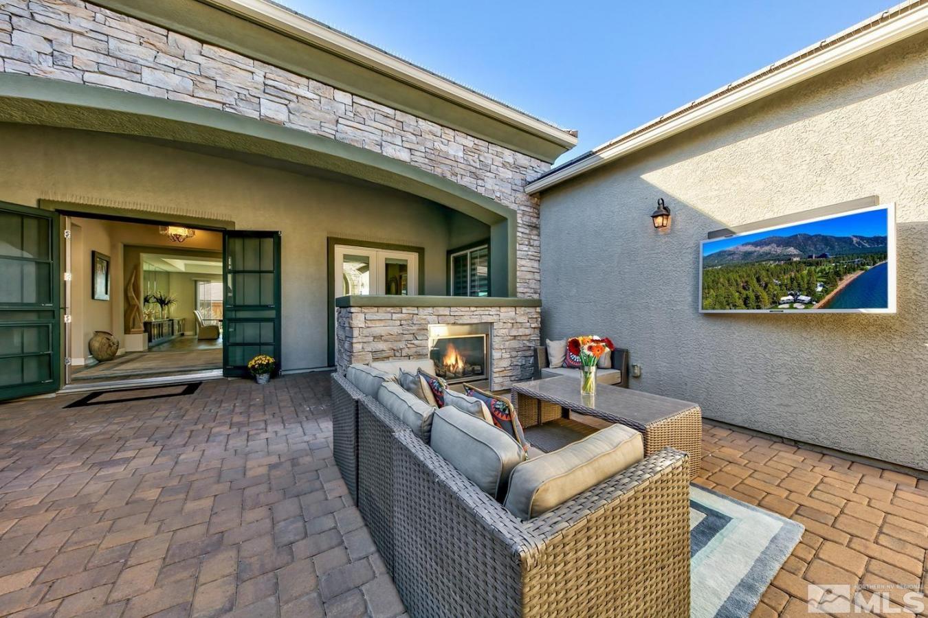 Reno, Nevada, 89521, United States, 5 Bedrooms Bedrooms, ,4 BathroomsBathrooms,Residential,For Sale,1811684