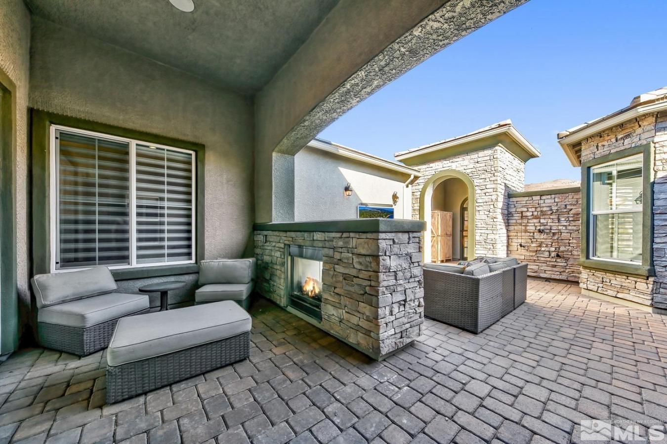 Reno, Nevada, 89521, United States, 5 Bedrooms Bedrooms, ,4 BathroomsBathrooms,Residential,For Sale,1811684