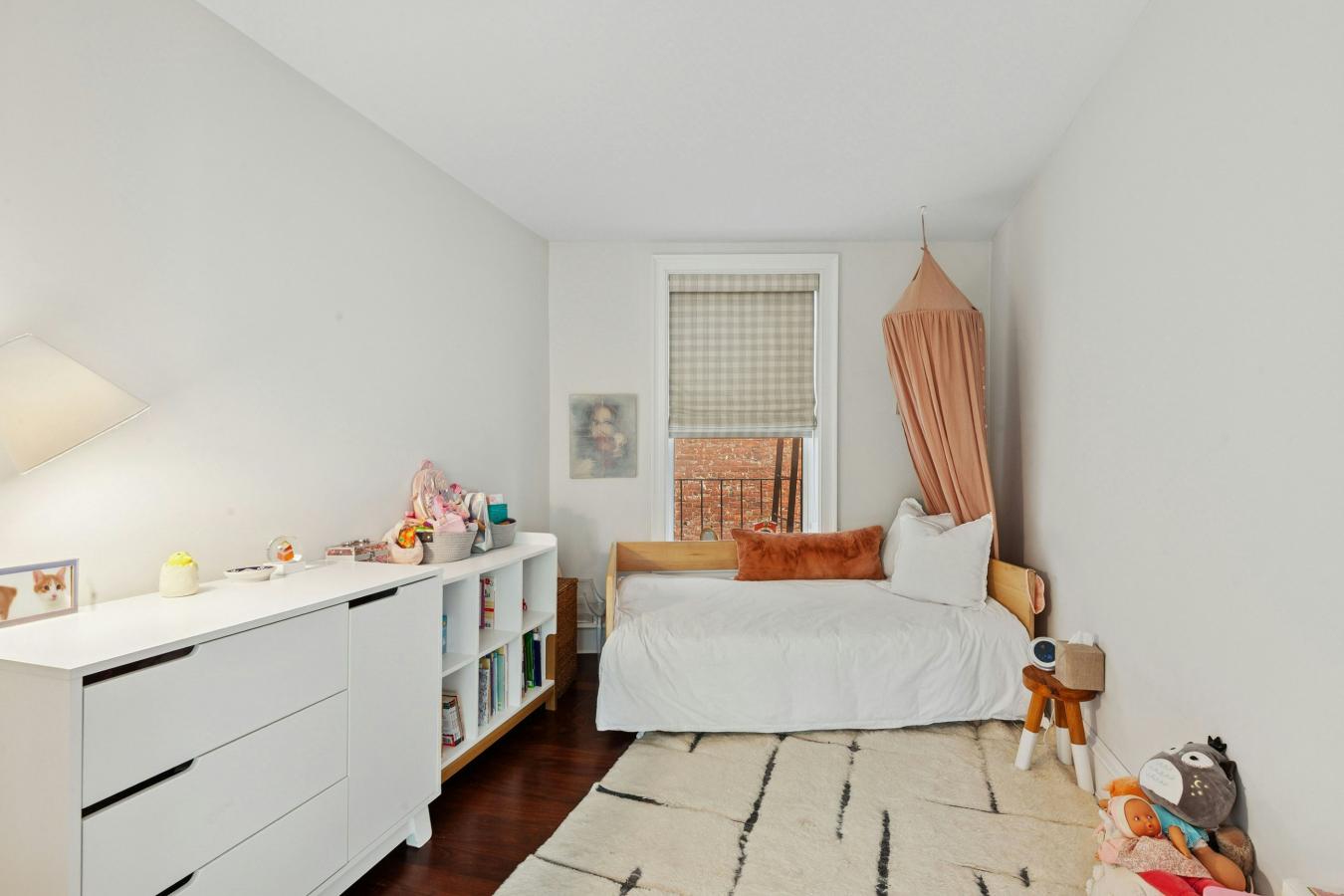 West Village, New York, 10014, United States, 8 Bedrooms Bedrooms, ,7 BathroomsBathrooms,Residential,For Sale,1807916